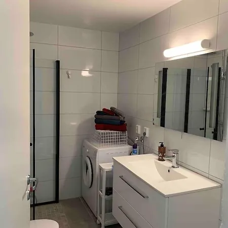 Moderne Og Fullt Utstyrt 3-rom Hageleilighet Sentrum Naer * Bergen