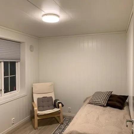 Moderne Og Fullt Utstyrt 3-rom Hageleilighet Sentrum Naer Appartement *