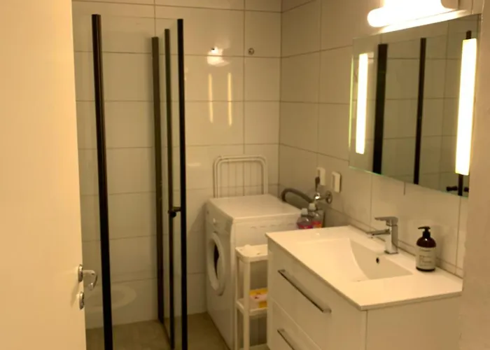 Moderne Og Fullt Utstyrt 3-rom Hageleilighet Sentrum Naer Apartment Bergen