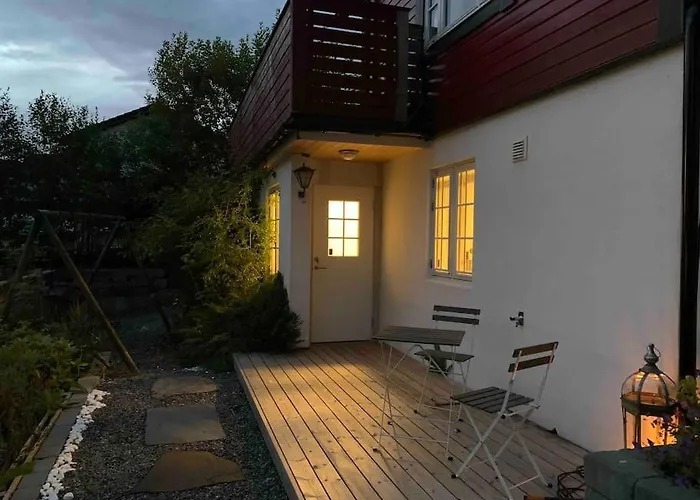 Moderne Og Fullt Utstyrt 3-rom Hageleilighet Sentrum Naer Apartment *