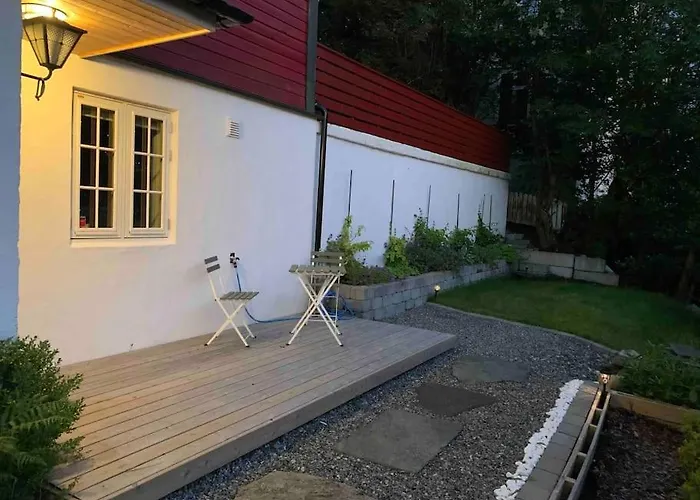 Moderne Og Fullt Utstyrt 3-rom Hageleilighet Sentrum Naer * Bergen